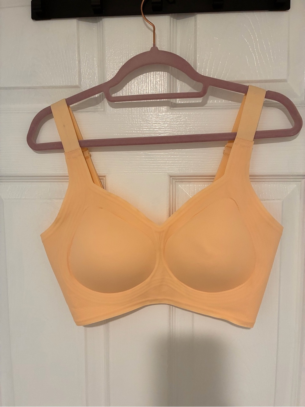 Seamless Light bras Wireless Support Bras.